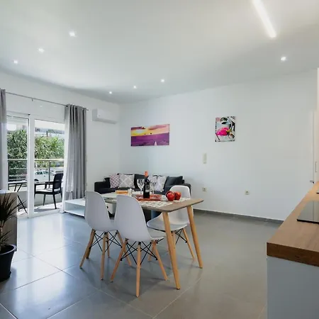 Aleanna Cozy Luxury Apartament